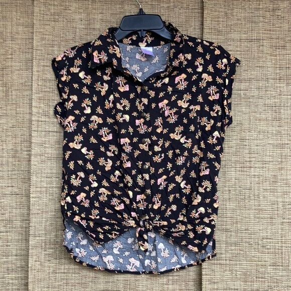 Mushroom print rayon blouse tie front - Picture 1 of 6